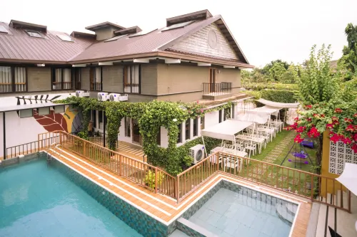 Urban Glamp Resort Iloilo - parking