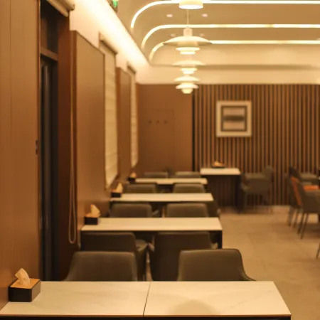 Starway Hotel (Rizhao Station Wanpingkou Scenic Area)