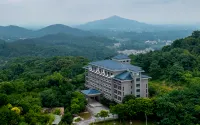 HOTEL MULAN TOWNSCAPE WUHAN Các khách sạn gần Mulan Mountain