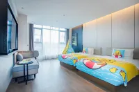 Atour Hotel Mile Street Huquan Ecological Park Branch Hotels in Mile City