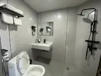 Yunfu Xucheng Hotel