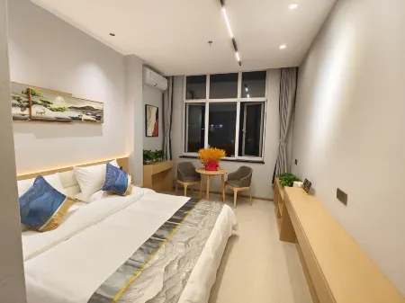 Beijing Love Home Ruyi Homestay Отели рядом с достопримечательностью «Songzhuang Huajia Cun Gallery»