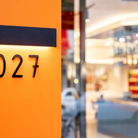 1027 Design Hotel (Jinan Quancheng Plaza Qilu Hospital) Отели рядом с достопримечательностью «Гора тысячи Будд»