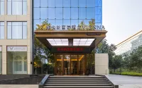 Vienna International Hotel Luoyang Longmen High-Speed Rail Municipal Government Hotel in zona Sui and Tang Dynasty Town Botanic Gardens