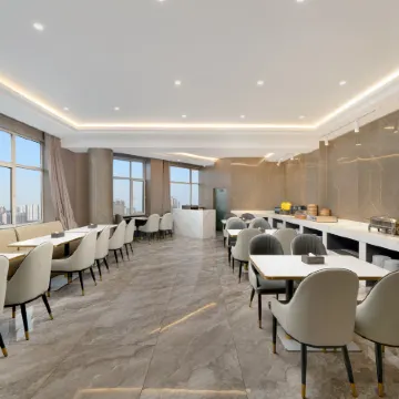 Bolun Hotel (Harbin International Convention and Exhibition Center Gongda Second Campus Branch) Отели рядом с достопримечательностью «Хэйлунцзян Инженерный институт»