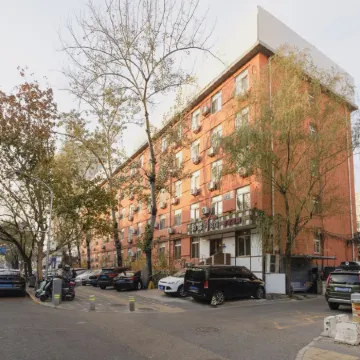 Hejia Inn (Beijing Fuwai Hospital) Отели рядом с достопримечательностью «Станция метро Fuchengmen»
