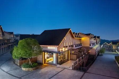 Shoyiri-La Hotel (Fairy Mountain Visitor Center)