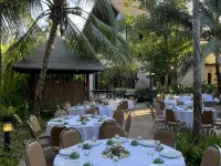 HULA HULA RESORT l truly tropical and fun wellness Hotels near Catfish Farm