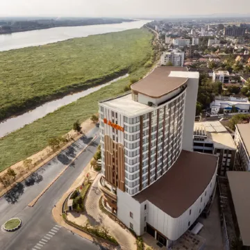 Amari Vientiane Отели рядом с достопримечательностью «Статуя Фа Нгум»