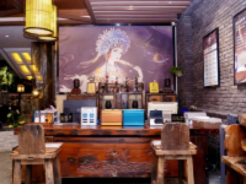 Pineapple Hotel Hotel di Linshu