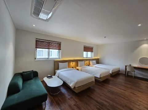 STAY THE GONGDAN HOTEL