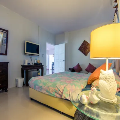Banyan House Samui Bed and Breakfast (Adult Only) Các khách sạn gần Bãi biển Choeng Mon