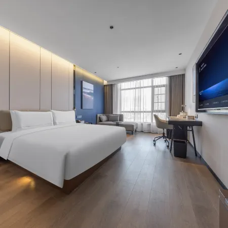 Lhasa Baicheng Railway Station Wangfujing Atour Hotel