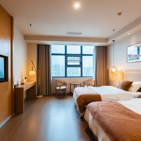 Jintang Chuangminglijing Hotel