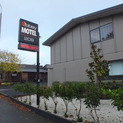 Abbey Motor Lodge Hotels near Edgeware