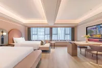 Mercure Jinandong Railway Station Longhu Tianjie Отели рядом с достопримечательностью «Шаньдунский профессиональный колледж (Западный Кампанский)»