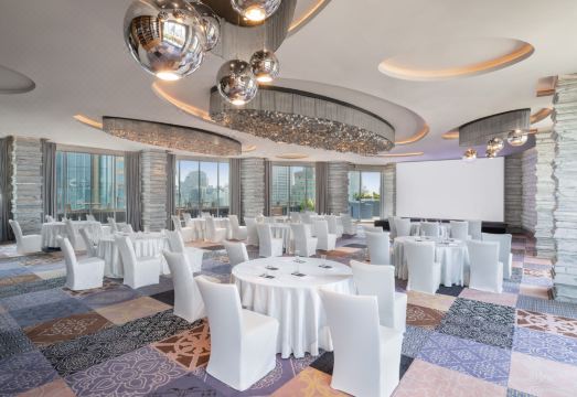 1. 더 웨스틴 그랜..