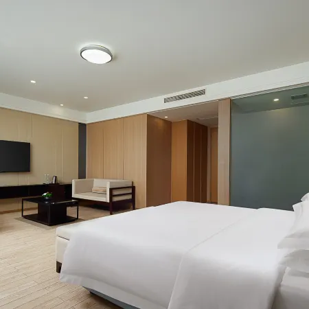 Ningbo Qianwan New Zone Haiyue Huantu NANYUAN INN Hotel (Dazhong Square)