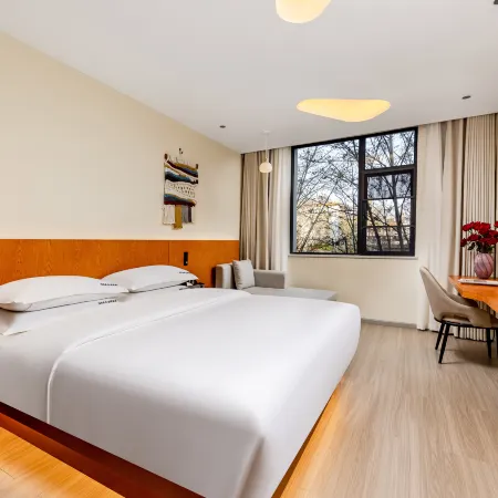 Bonahuishe Chain Hotel (Lufeng South Railway Station Jinshan Ancient Town Branch)