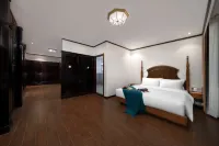 huajiantang hotel Harbin Pedestrian ZhongyangStreet ，Chinese-baroque Block Station Hotels in Harbin