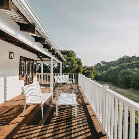 Ampersand Estates: The Homestead