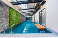 Lexia Hotels - Pool