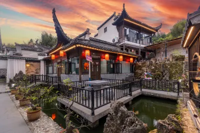 Hongcun Mushanbo · Yuli 19 She · Hanfu Experience · Lake View Courtyard Coffee · View Holiday Home Hotels in Outside Hongcun Scenic Area