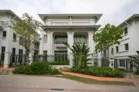 Elyday Village Phu Quoc Hotel di 