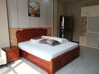 Jiufeng Town Stream Side Homestay - Balkoner