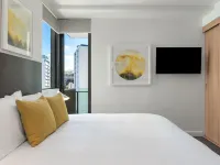 Quattro on Astor Hotels in Spring Hill