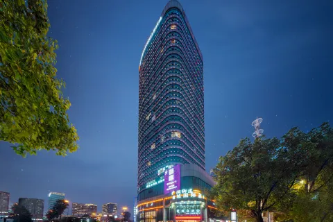 Rongyu International Hotel (Jishhou Municipal Government Ganzhou Ancient City Branch)