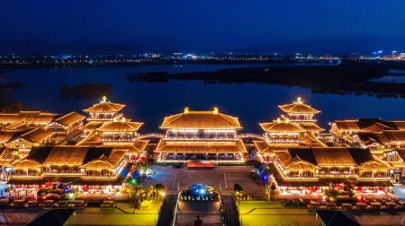 LONGYOU FANTANG HOTEL Отели в г. Луню