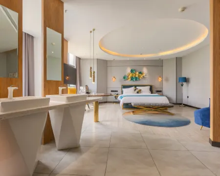 Yueqi Theme Hotel Hotels in Xingren