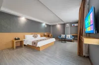 Wuchuan Qitian Hotel - pet friendly