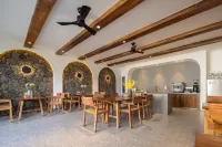 Floral Hotel·Wenchang Yunjuanyunshu Seascape  Hotel