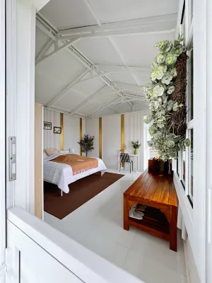 Querencia Cabin Hotel di Bali