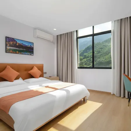 Guxin Hotel (Zhonglu Village)