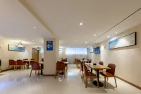 Yiduo Hotel (People's Square, Magang County High-speed Railway Station Branch) Hotels in Mashan