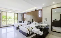 Colorful Forest Vacation Hotel - 4-Star