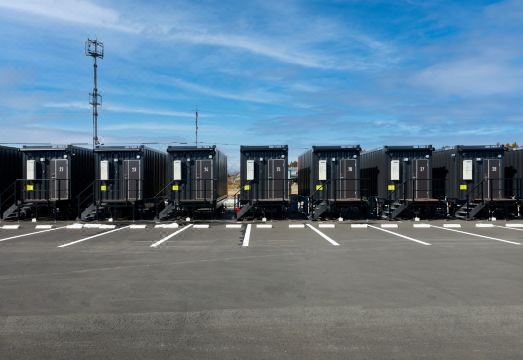 호텔 R9 더 야드 이나베의 컨테이너 외관