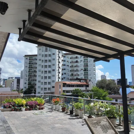 Queensland Manor Condominium Deluxe Suite
