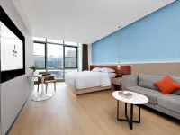 Naluolan Hotel (Impression City Financial Center) Hotels in Jingjiang