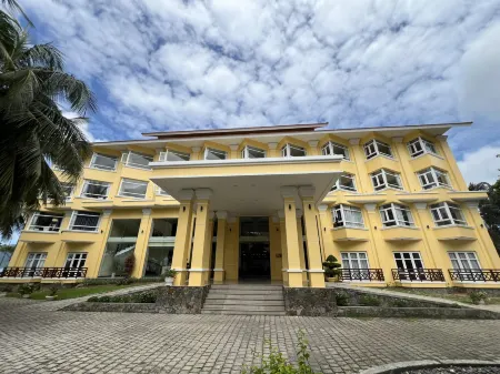 Saigon Condao Resort Отели рядом с достопримечательностью «Пуло-Кондор»