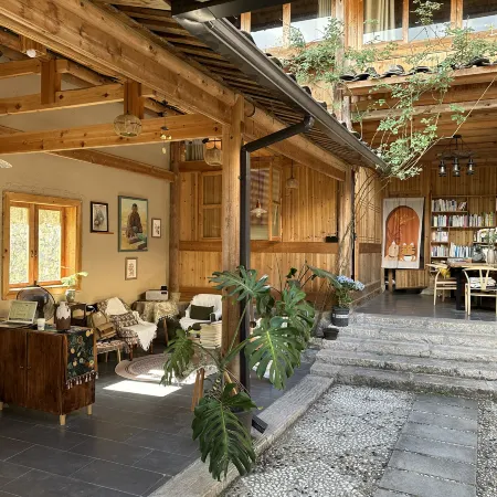 Quanquan Yuanyuan Homestay