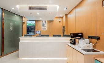 Home Inn Hotel (Shanghai Huangxing Park Subway Station)