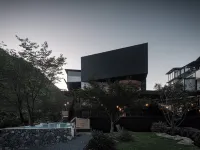 Space IXXXI Hotels near Zhebei Grand Canyon