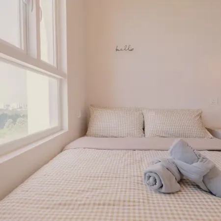 Spacious French Verdi BY FEEL HOME