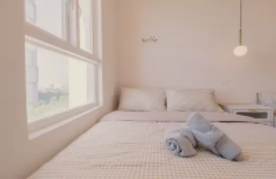 Spacious French Verdi BY FEEL HOME