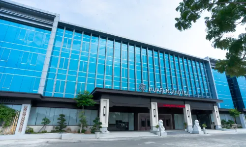HUAFENG HOTEL JaKarta PIK