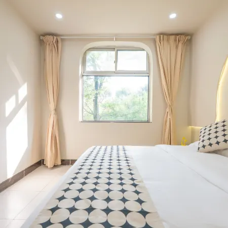 Qiyu Caoyuan Family Hotel